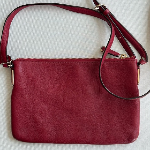 Coach Madison Pebbled Leather East West Swingpack - Picture 3 of 6